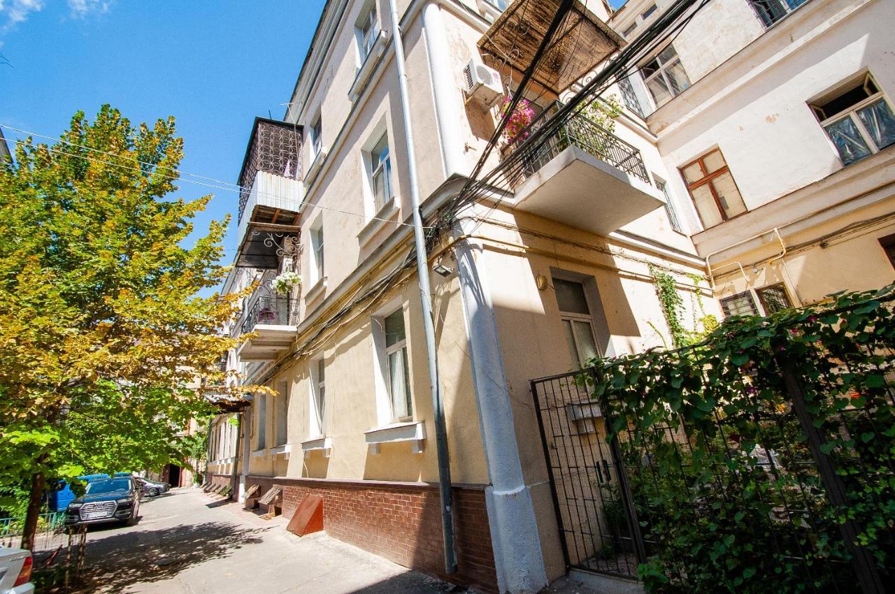 Apartments On Chaykovskogo 16 Odesa Exterior foto