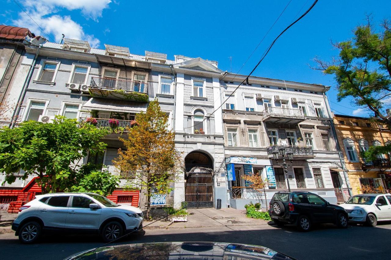 Apartments On Chaykovskogo 16 Odesa Exterior foto